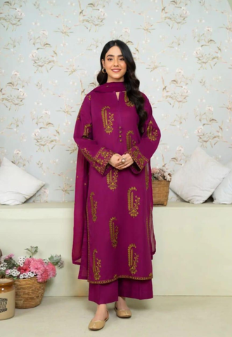 Stylish Megenta Linen Shirt and Trouser Set 2 pcs Embroidered Ensemble